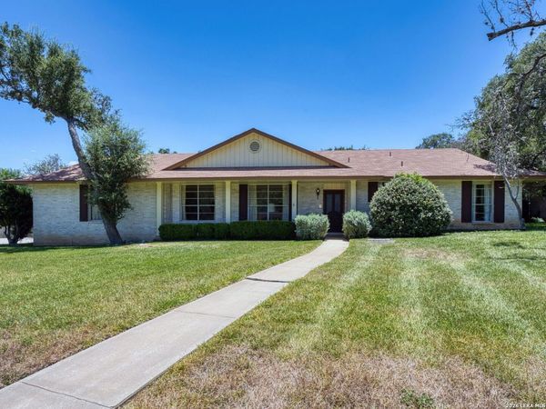 418 RUA DE MATTA ST, Hollywood Park, TX 78232