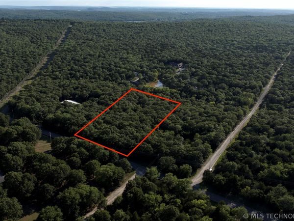 609 Arrowhead Drive , Canadian, OK 74425