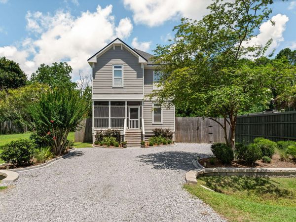 187 N 7Th Street, Santa Rosa Beach, FL 32459