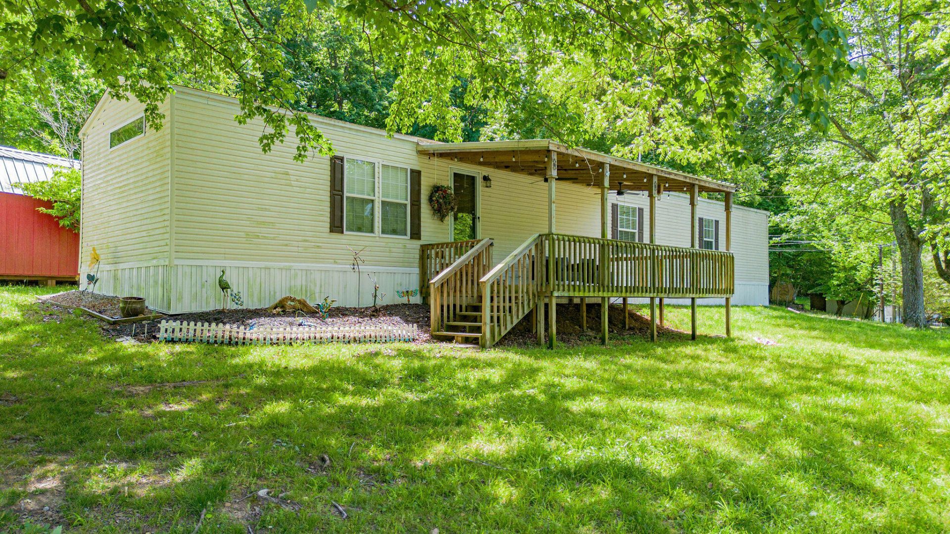 53 Warbler Court, Eddyville, KY 42038