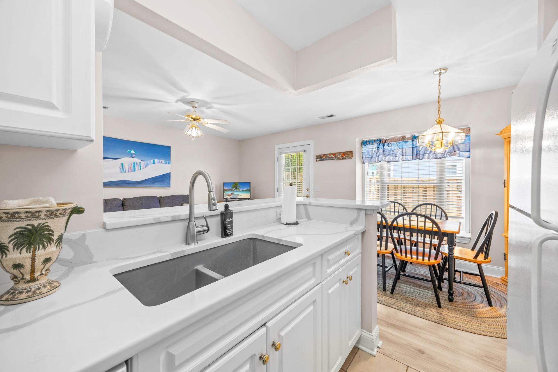 2703 Edge Dr. Photo 13