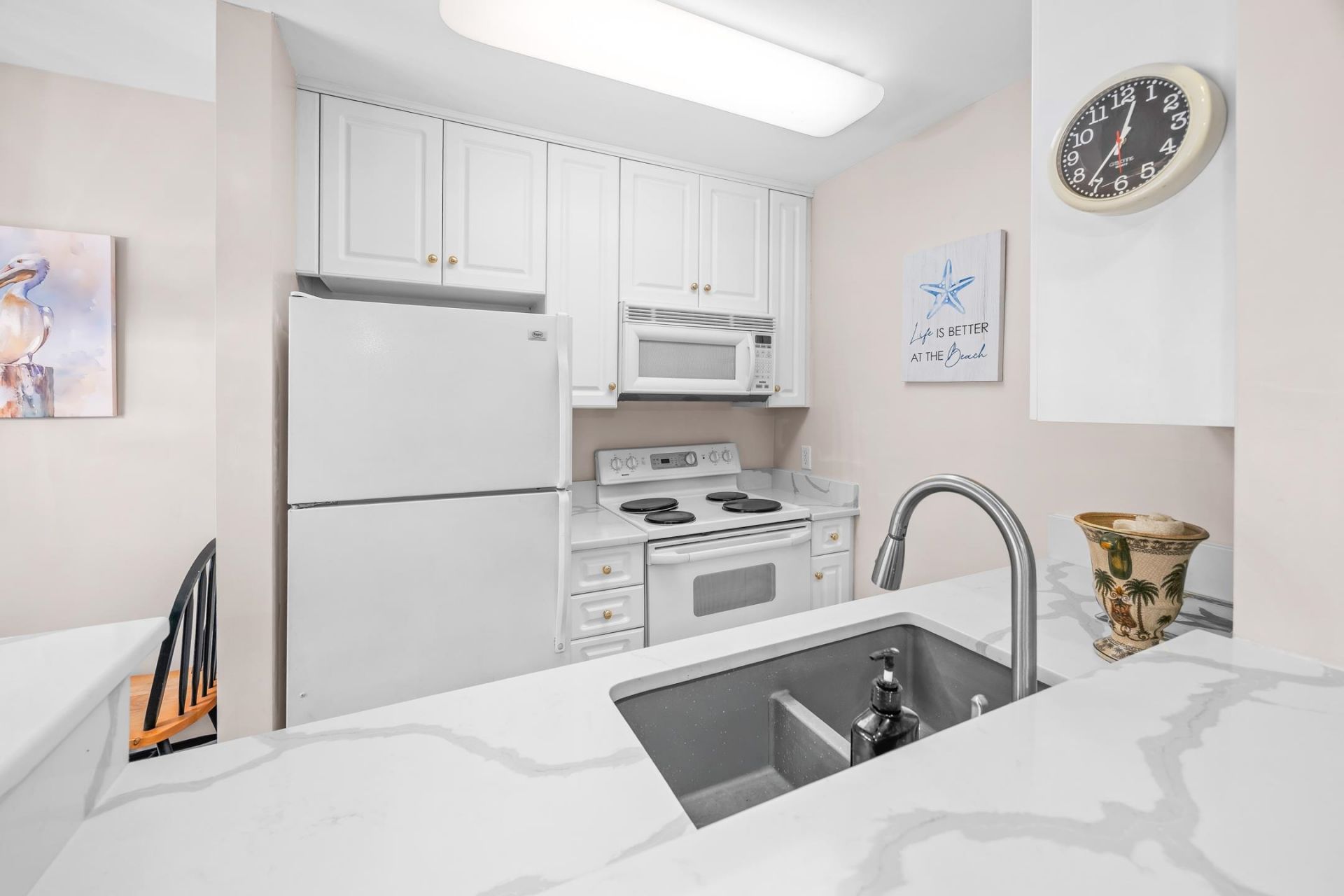 2703 Edge Dr. Photo 14