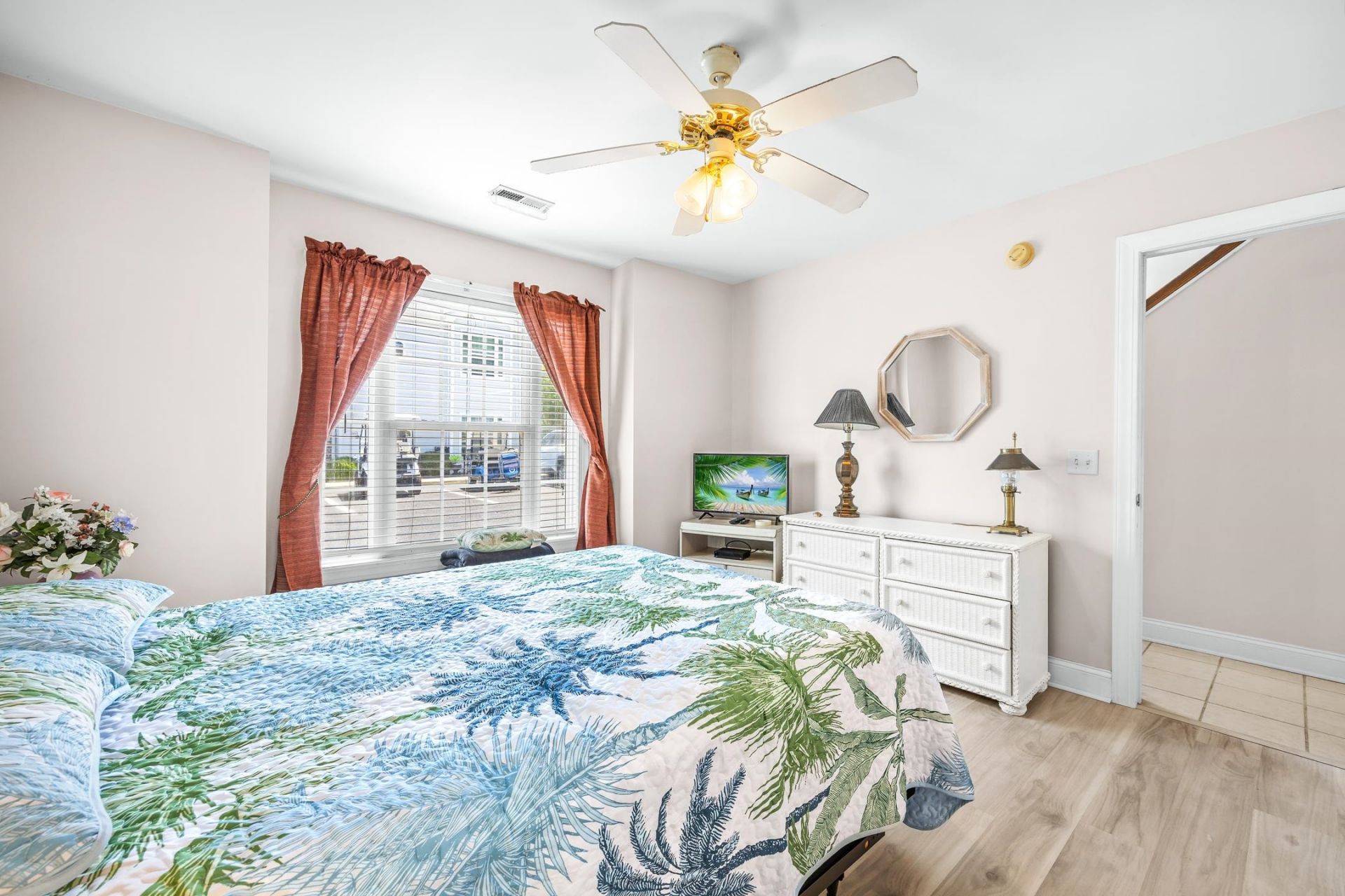 2703 Edge Dr. Photo 16