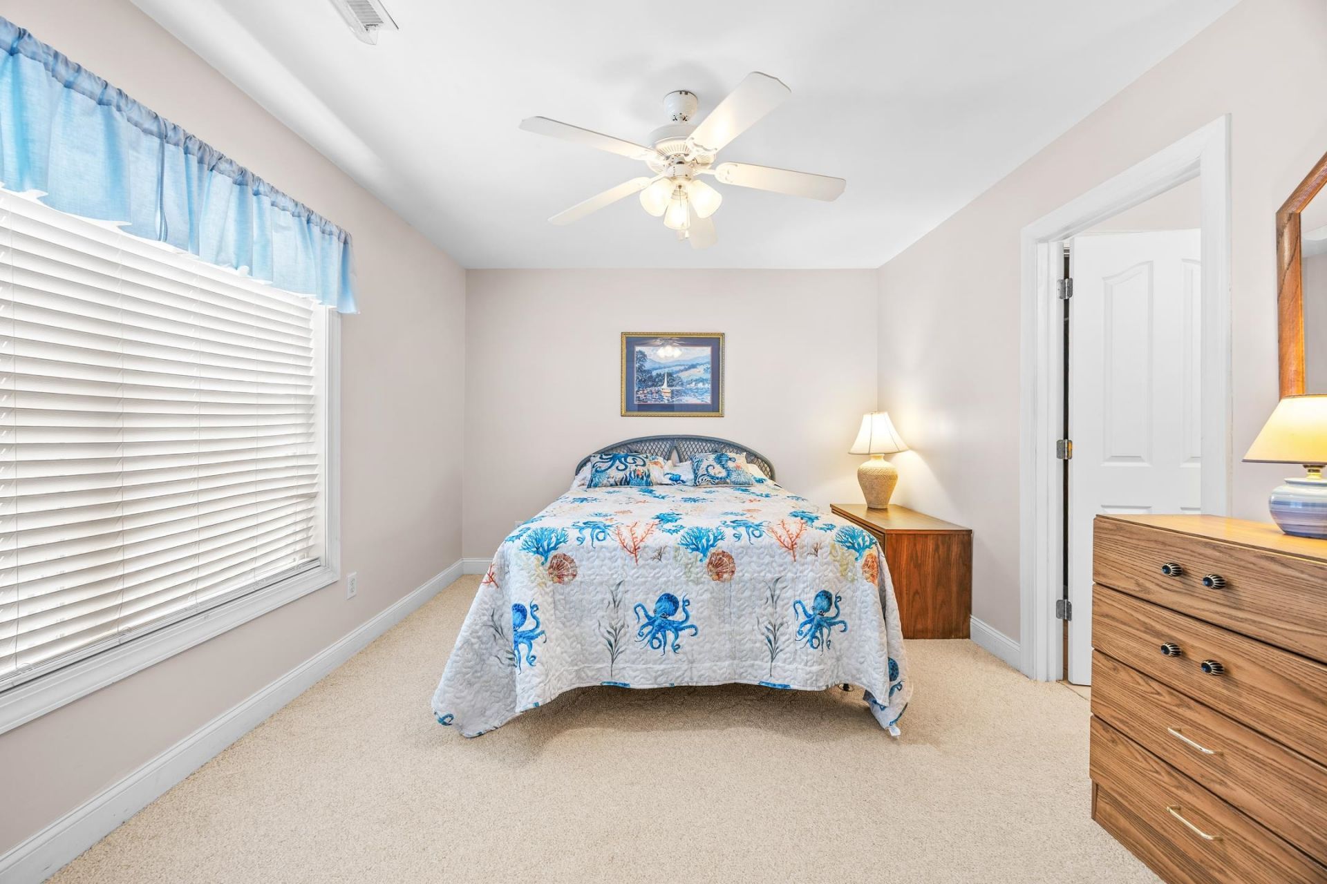 2703 Edge Dr. Photo 22