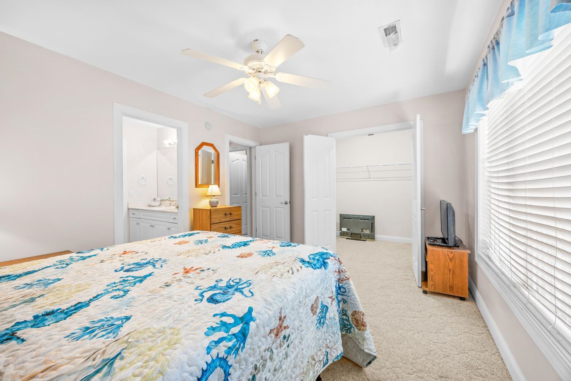 2703 Edge Dr. Photo 23