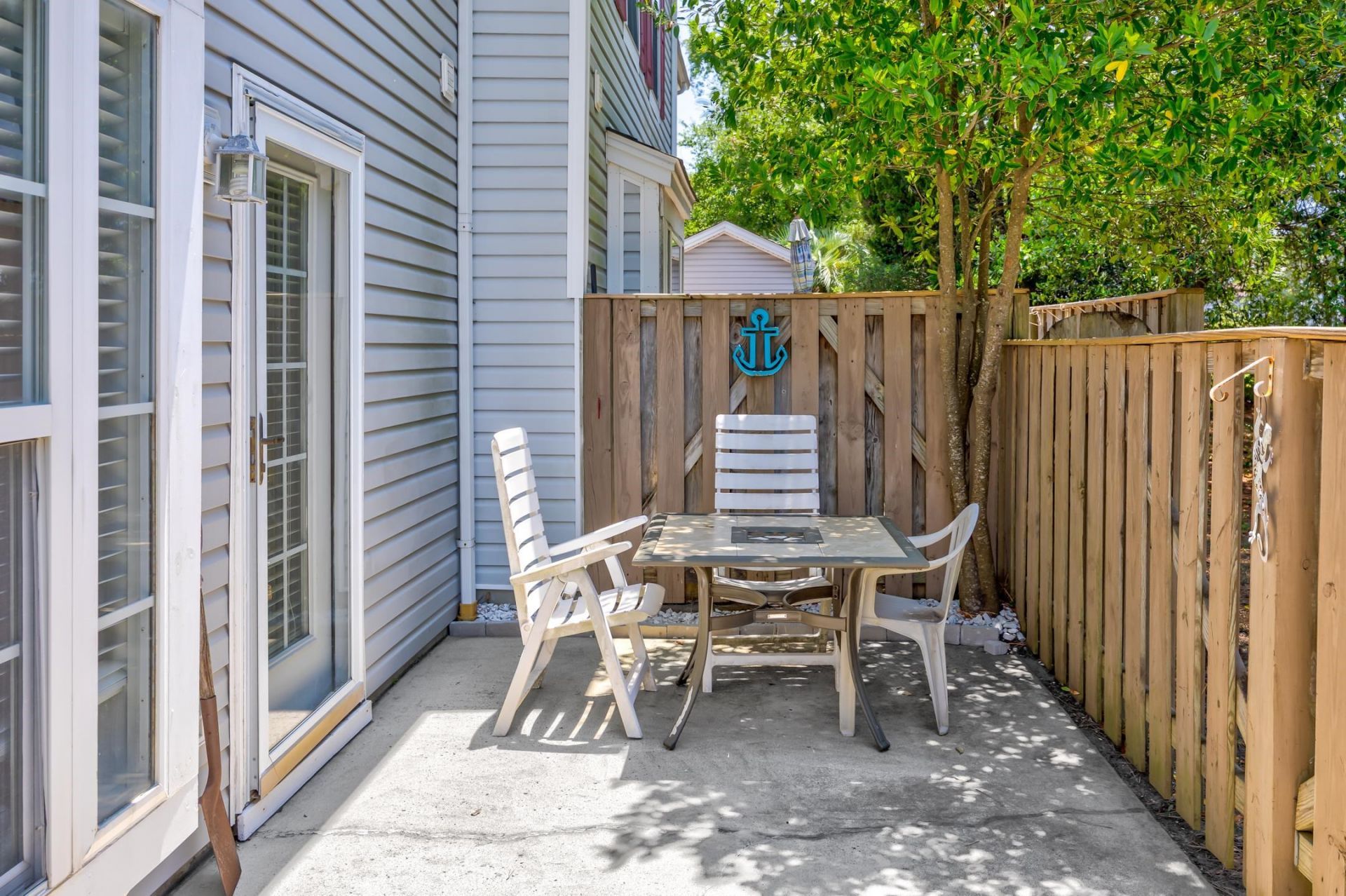 2703 Edge Dr. Photo 32