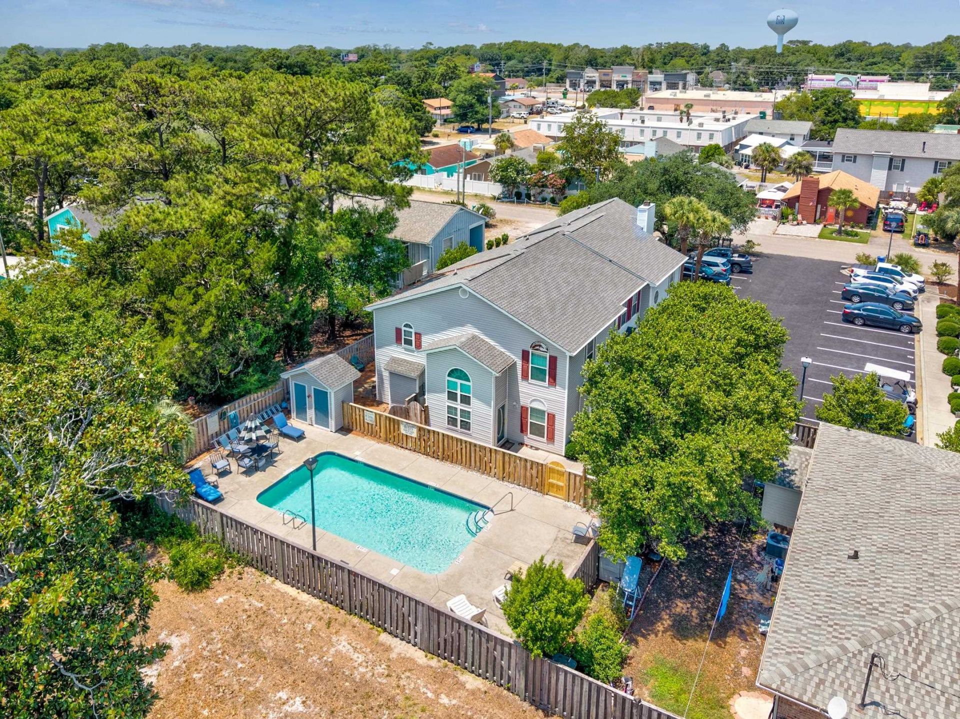 2703 Edge Dr. Photo 41