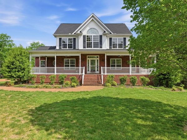 1013 Cabriolet Ct , Gallatin, TN 37066