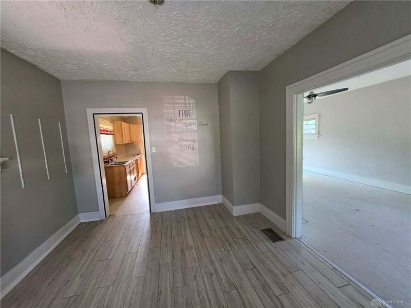 860 Kumler Avenue, Dayton, OH 45402 Photo 12