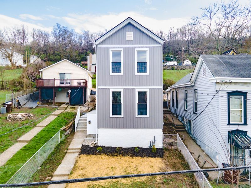 1035 John Street, Covington, KY 41016 Photo 1