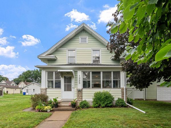 1225 6th Street E, Saint Paul, MN 55106