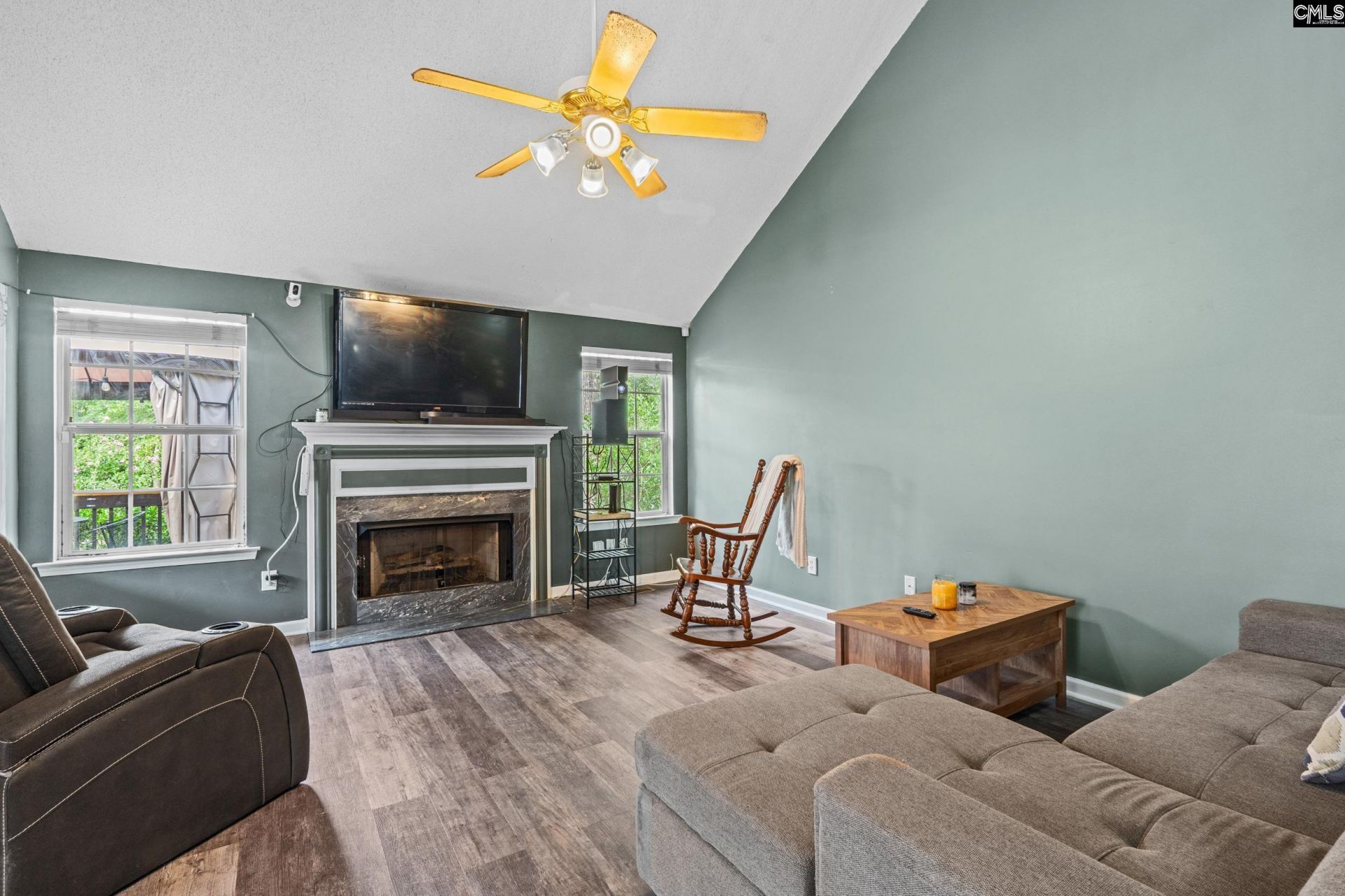 114 Kingston Forest Drive  Photo 4