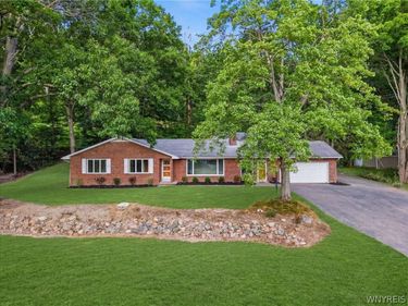8117 State Road, Hamburg, NY 14075