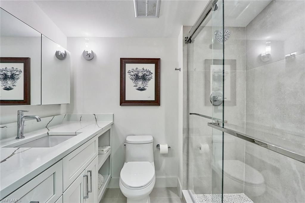 222 Harbour Dr , Unit 105, Naples, FL 34103 Photo