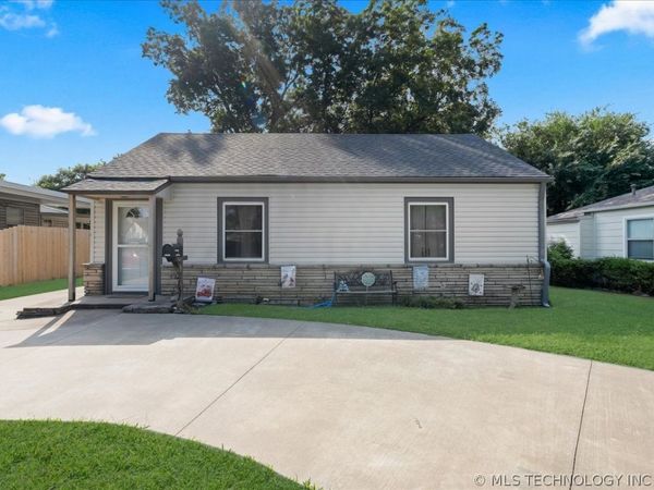 2131 S Oswego Avenue, Tulsa, OK 74114