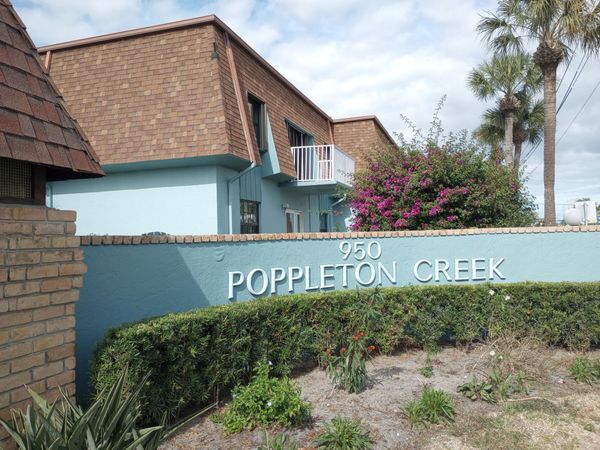 950 S KANNER Highway, Unit A21, Stuart, FL 34994