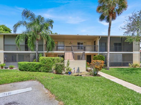 6563 Chasewood Drive, Unit F, Jupiter, FL 33458