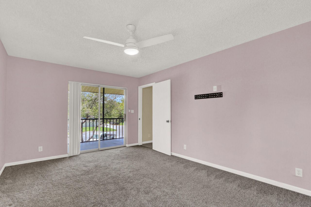 6563 Chasewood Drive, Unit F, Jupiter, FL 33458 Photo
