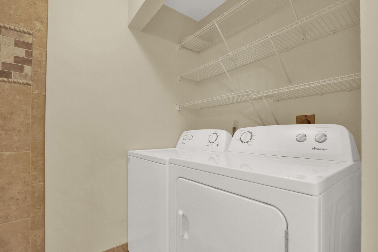 6563 Chasewood Drive, Unit F, Jupiter, FL 33458 Photo