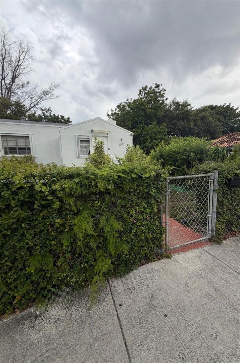 1176 NW 58th Terrace , Miami, FL 33127 Photo