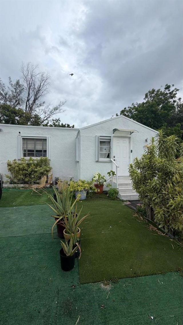 1176 NW 58th Terrace , Miami, FL 33127 Photo