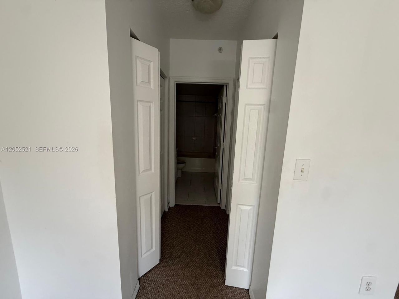 6861 SW 44th St , Unit 205, Miami, FL 33155 Photo