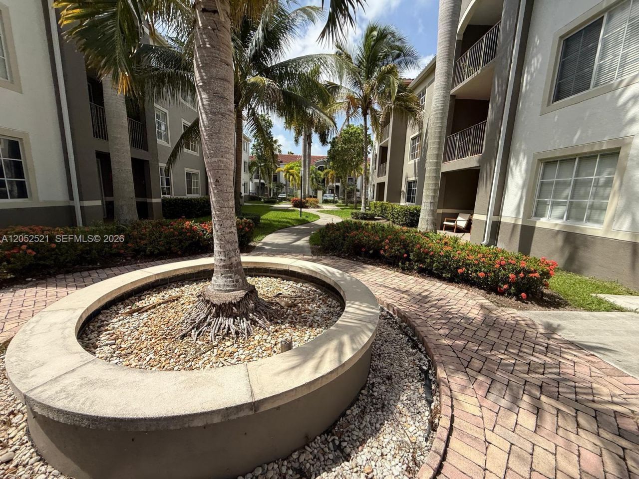 6861 SW 44th St , Unit 205, Miami, FL 33155 Photo