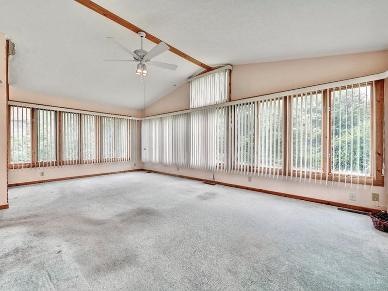 8043 Dimmick Road, West Chester, OH 45241 Photo 4
