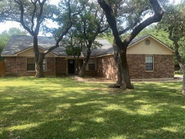 302 Buttercup TRL, Buda, TX 78610