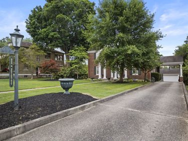 617 Chestnut Street, Berea, KY 40403