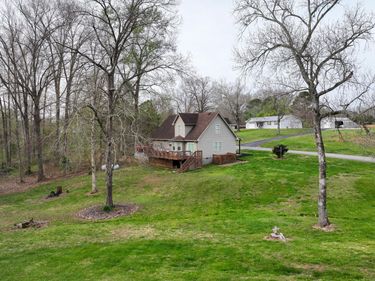 65 Bay Lane, Cadiz, KY 42211