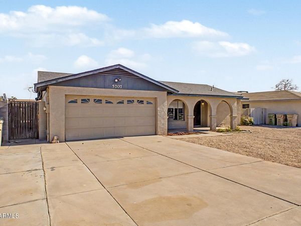 5707 W Cholla Street, Glendale, AZ 85304
