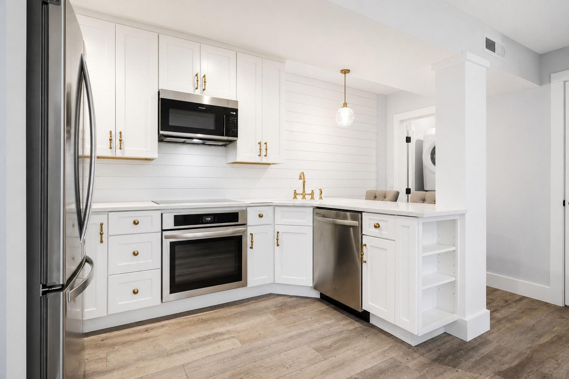 55 Ashley Avenue Photo 11