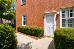 55 Ashley Avenue photo 4