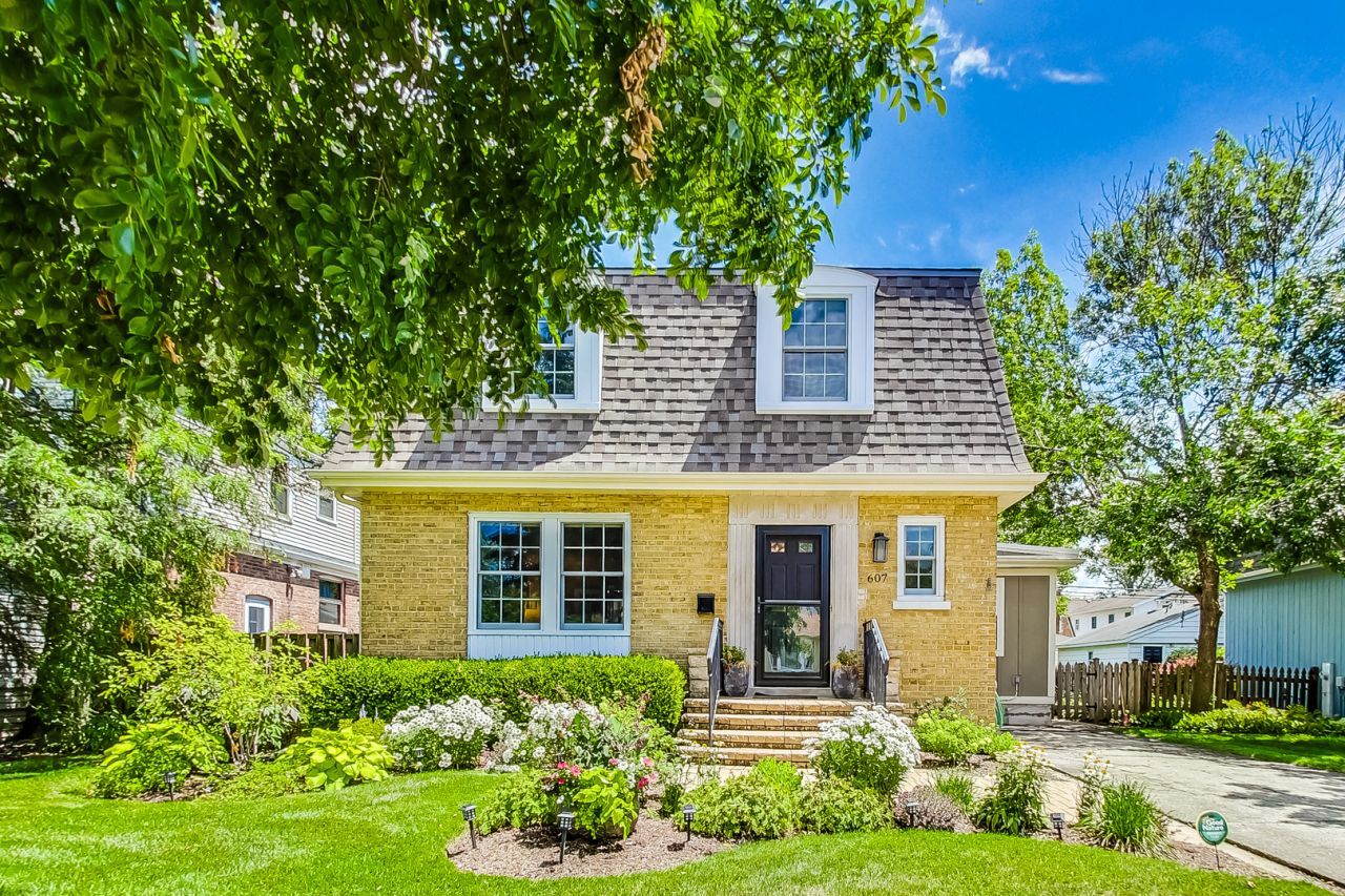 607 S WESTERN Avenue, Park Ridge, IL 60068