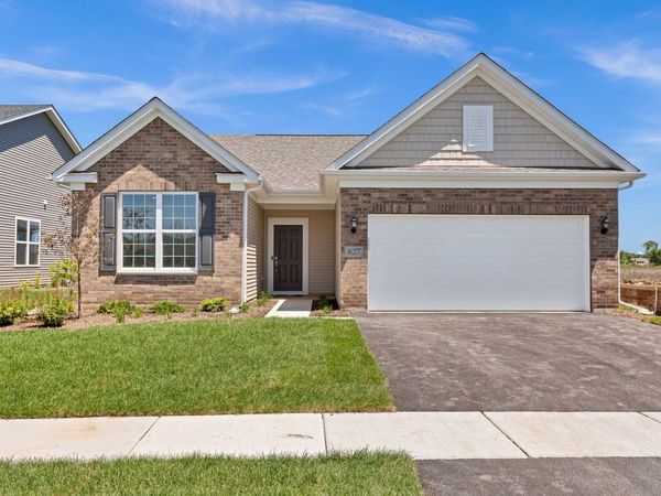 2783 Spring Circle South , Lindenhurst, IL 60046