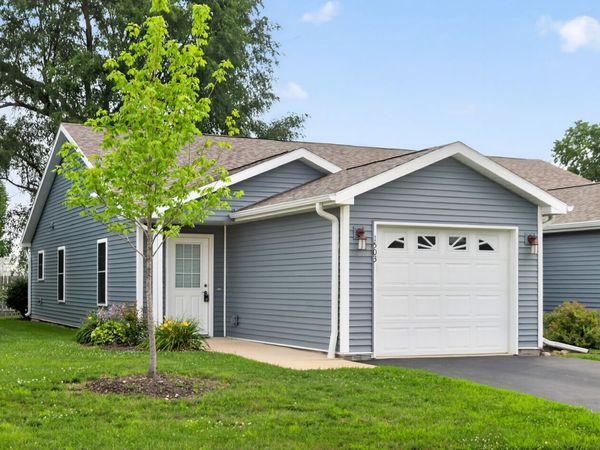 1503 Eadens Place , Dixon, IL 61021