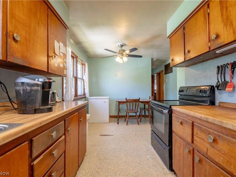 8753 S Duck Creek Road, Berlin Center, OH 44401 Photo 18