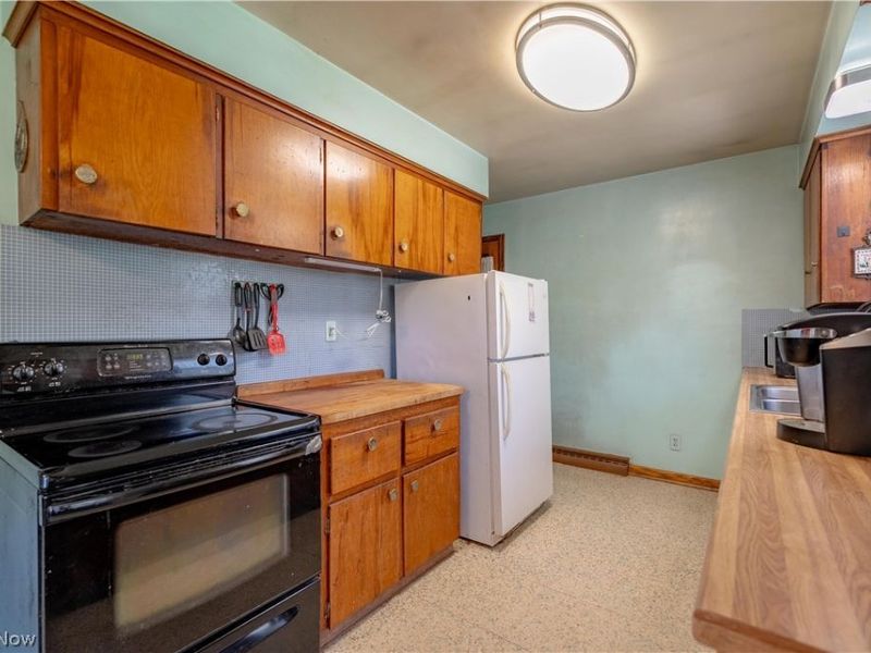 8753 S Duck Creek Road, Berlin Center, OH 44401 Photo 19