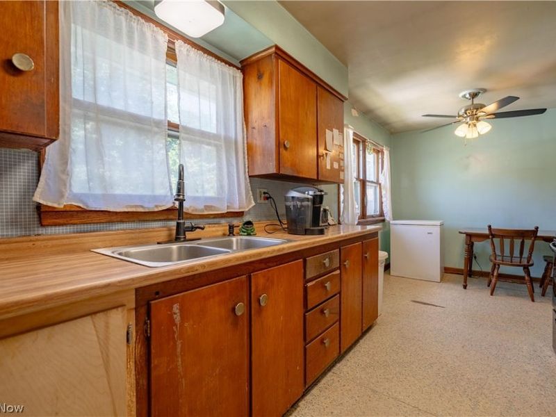 8753 S Duck Creek Road, Berlin Center, OH 44401 Photo 20