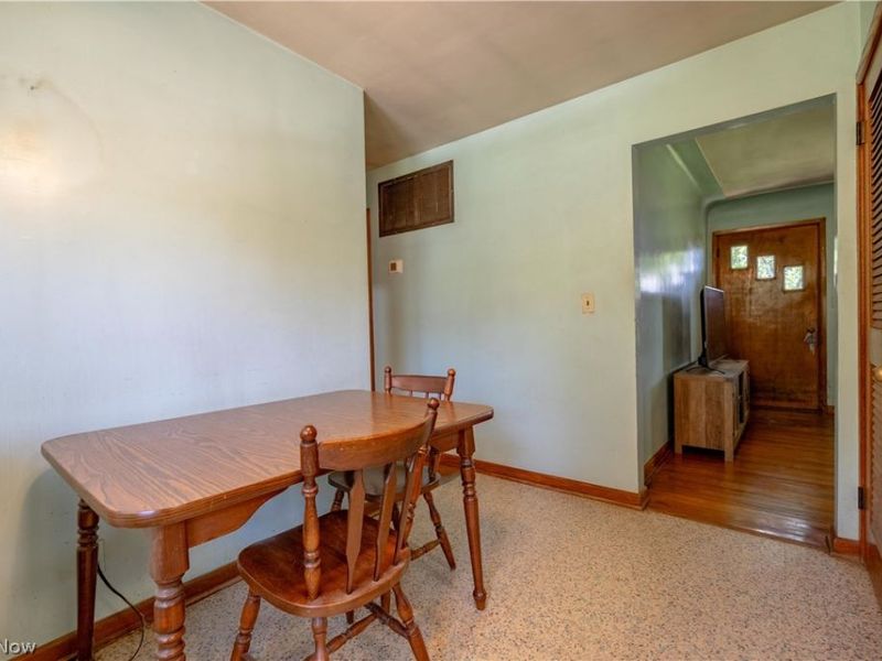 8753 S Duck Creek Road, Berlin Center, OH 44401 Photo 23