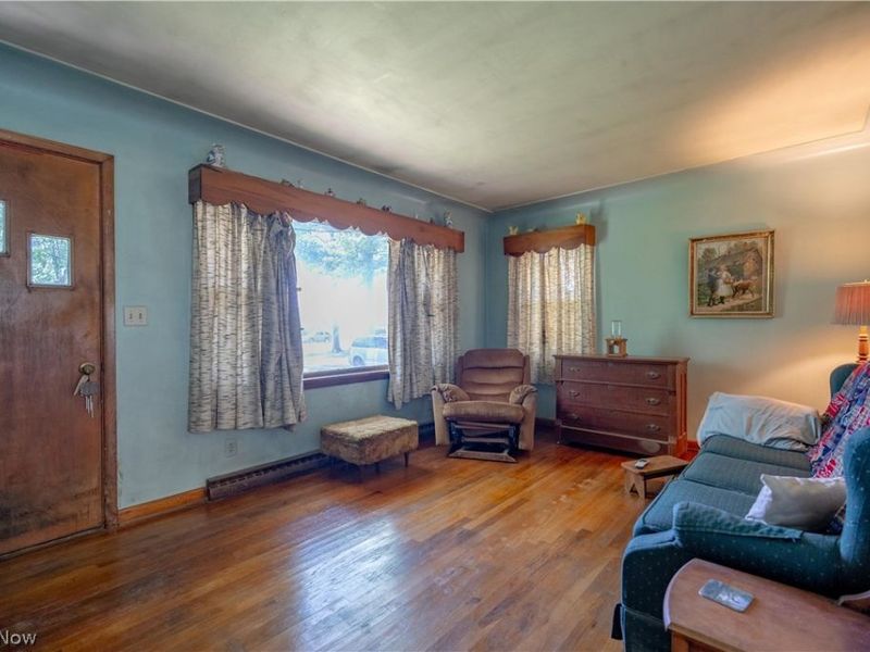 8753 S Duck Creek Road, Berlin Center, OH 44401 Photo 8