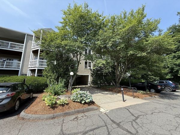 23 Randolph Place, Unit 108, Northampton, MA 01060
