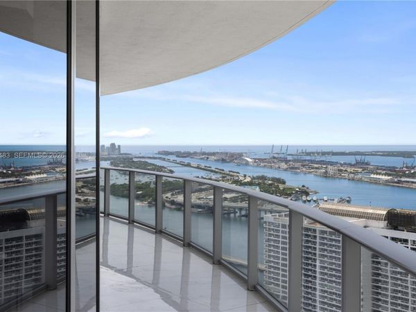 488 NE 18th St, Unit 4900, Miami, FL 33132