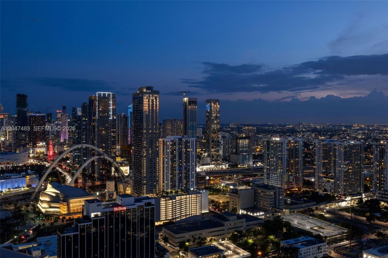 488 NE 18th St, Unit 4900, Miami, FL 33132 Photo