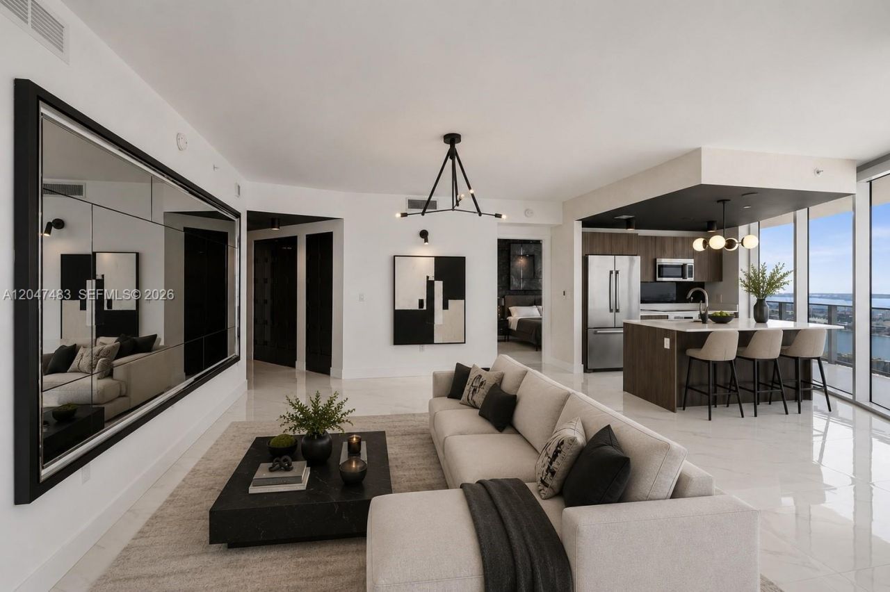 488 NE 18th St, Unit 4900, Miami, FL 33132 Photo