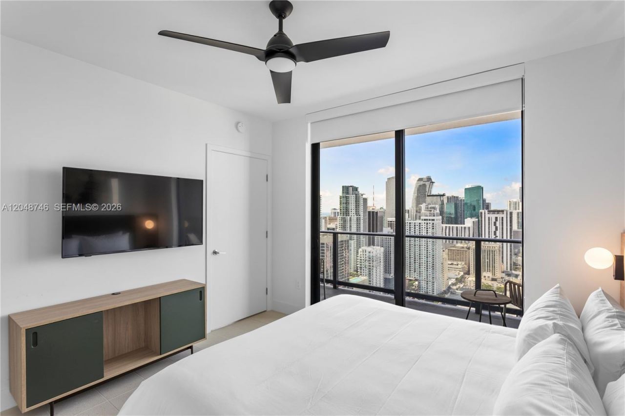 601 NE 1st St , Unit 3907, Miami, FL 33132 Photo