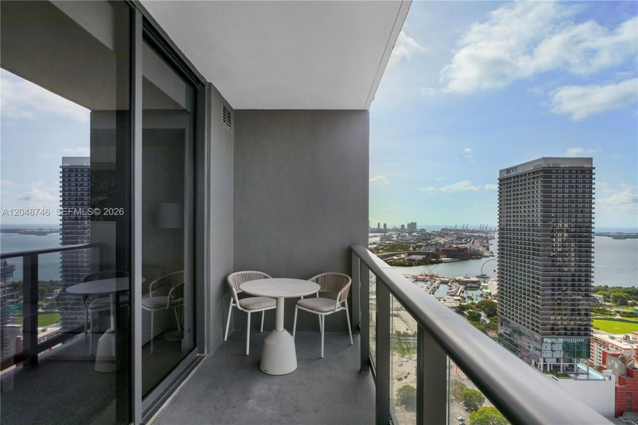 601 NE 1st St , Unit 3907, Miami, FL 33132 Photo