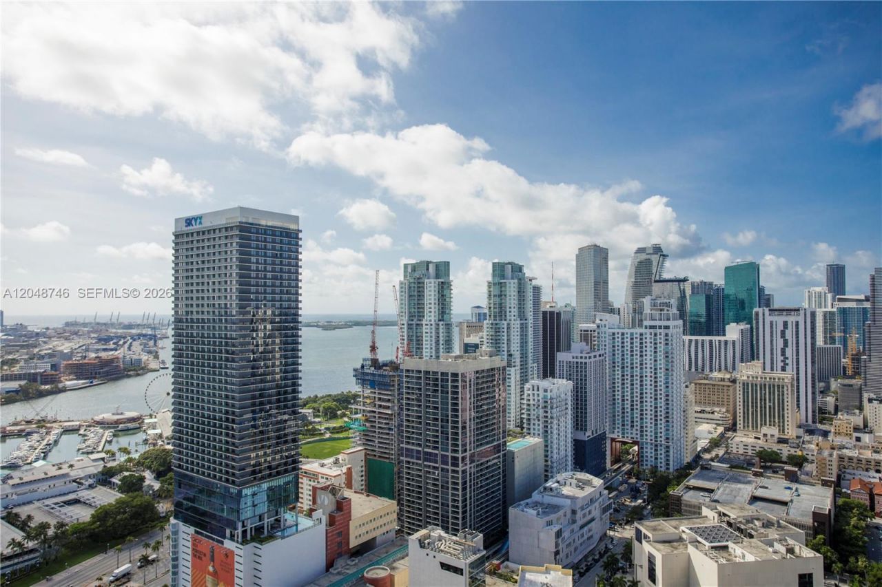 601 NE 1st St , Unit 3907, Miami, FL 33132 Photo