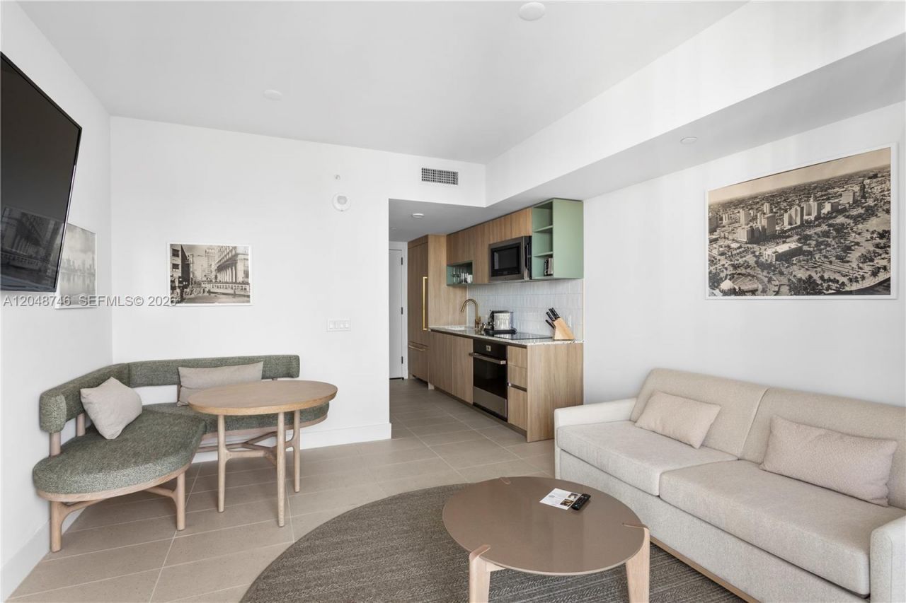 601 NE 1st St , Unit 3907, Miami, FL 33132 Photo